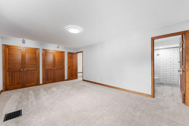 2020 Arcade Street, Maplewood, MN 55109