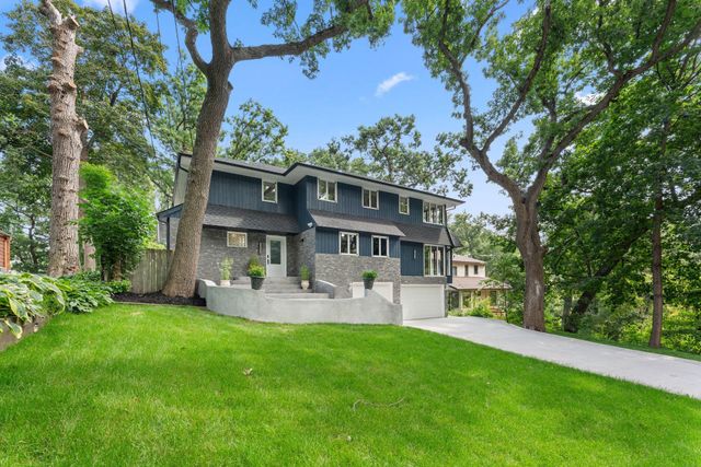 2020 Arcade Street, Maplewood, MN 55109