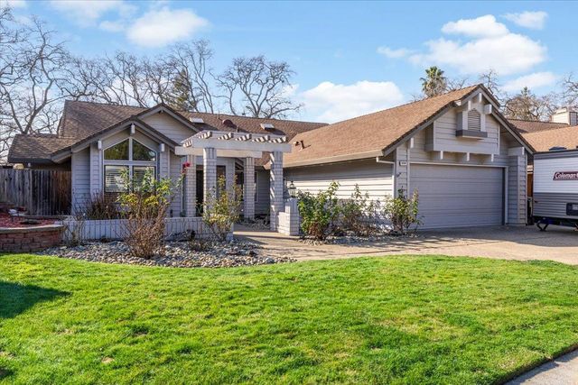 8934 Oro Way, Orangevale, CA 95662