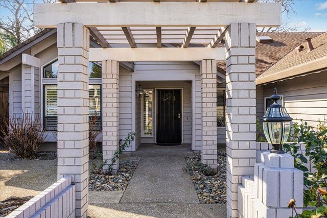 8934 Oro Way, Orangevale, CA 95662