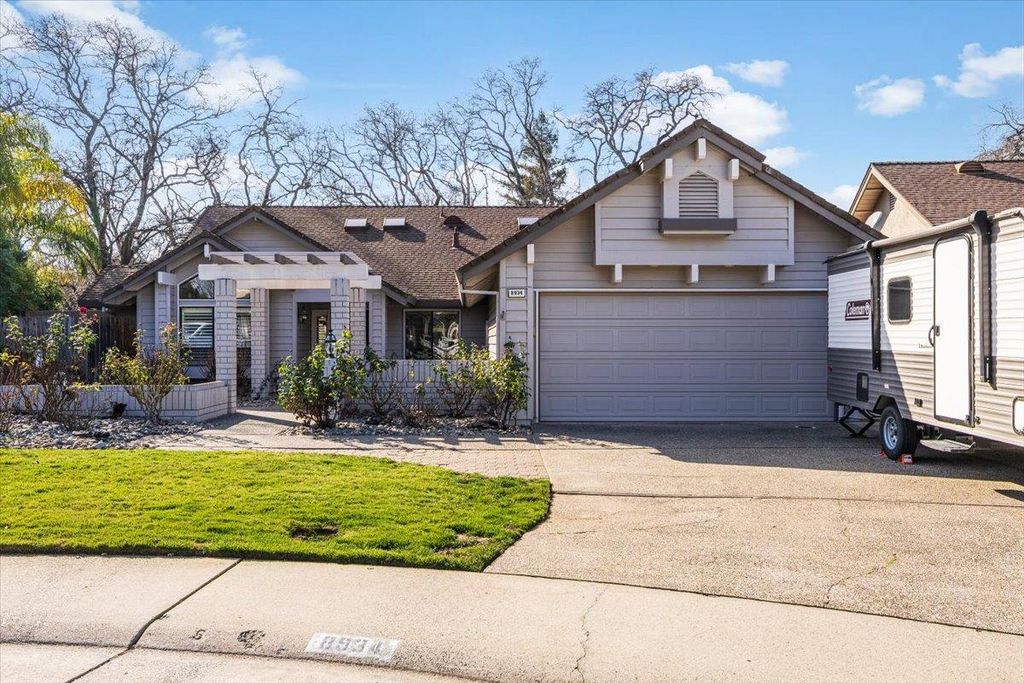 8934 Oro Way, Orangevale, CA 95662