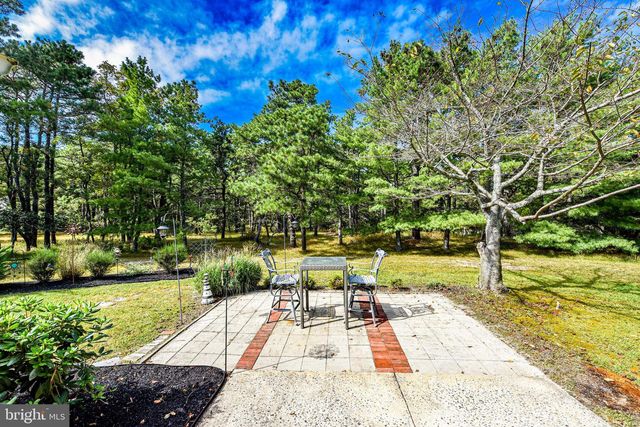 3 BROOKDALE CT, Whiting, NJ 08759