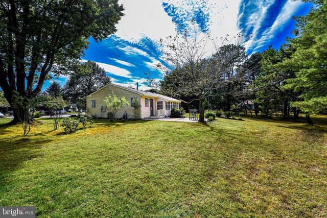 3 BROOKDALE CT, Whiting, NJ 08759