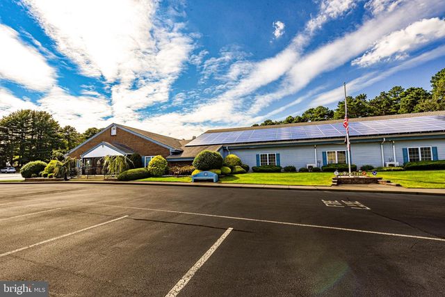 3 BROOKDALE CT, Whiting, NJ 08759