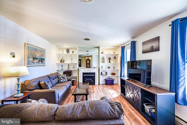 3 BROOKDALE CT, Whiting, NJ 08759