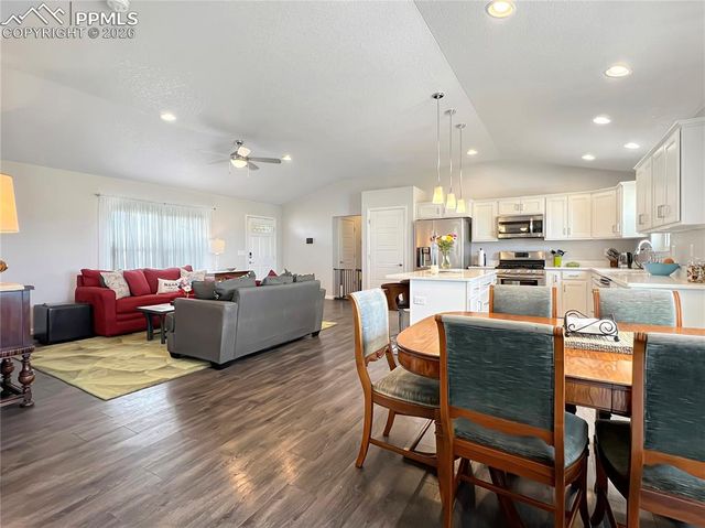 439 N Mitford Drive, Pueblo West, CO 81007