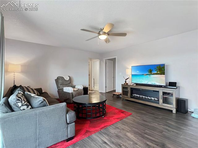 439 N Mitford Drive, Pueblo West, CO 81007