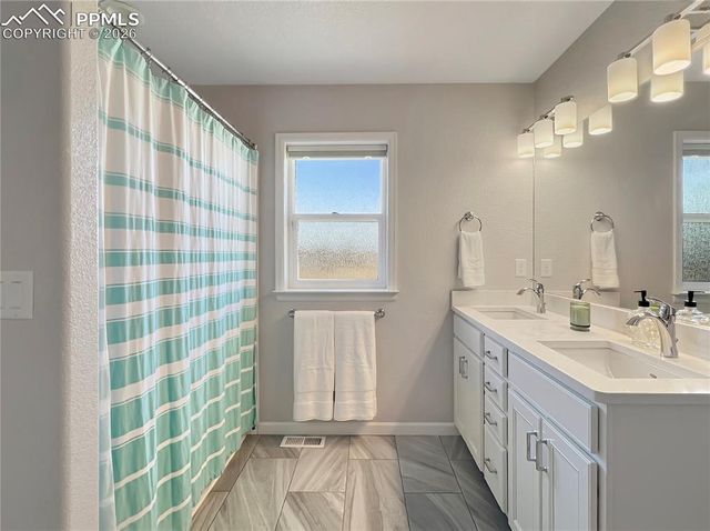 439 N Mitford Drive, Pueblo West, CO 81007