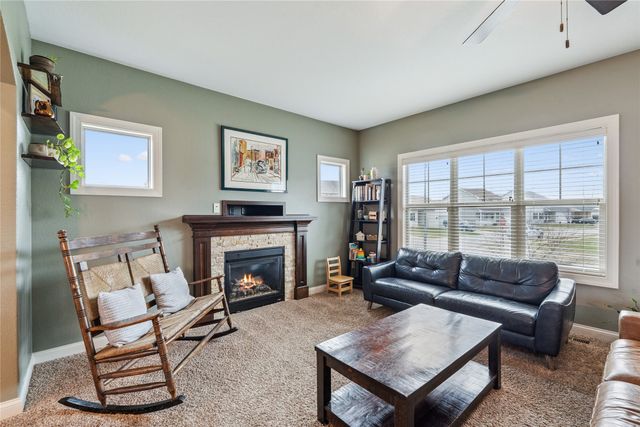 613 SE 17th Street, Grimes, IA 50111