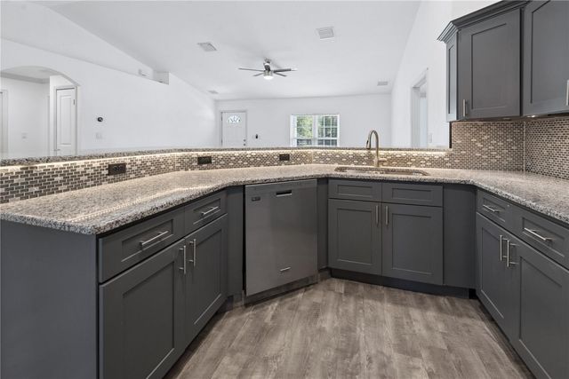 3630 W STRICKLAND AVENUE, Bell, FL 32619