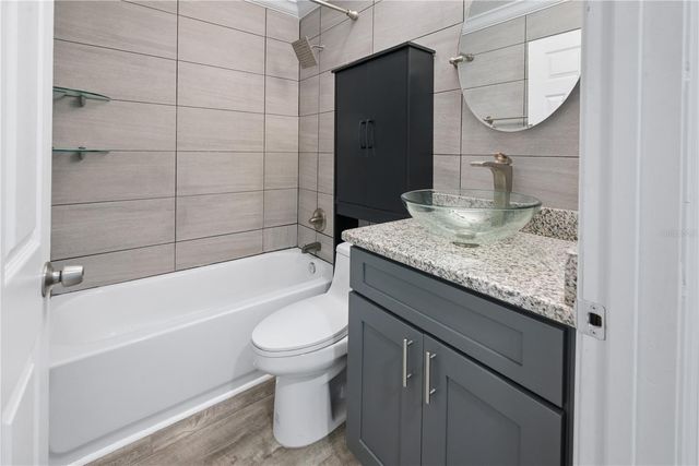 3630 W STRICKLAND AVENUE, Bell, FL 32619