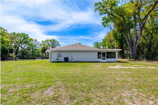 3630 W STRICKLAND AVENUE, Bell, FL 32619