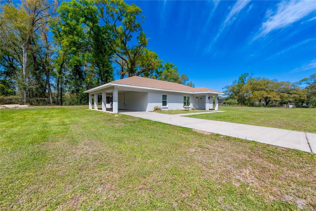Image 2 of property listing at 3630 W STRICKLAND AVENUE, Bell, FL 32619