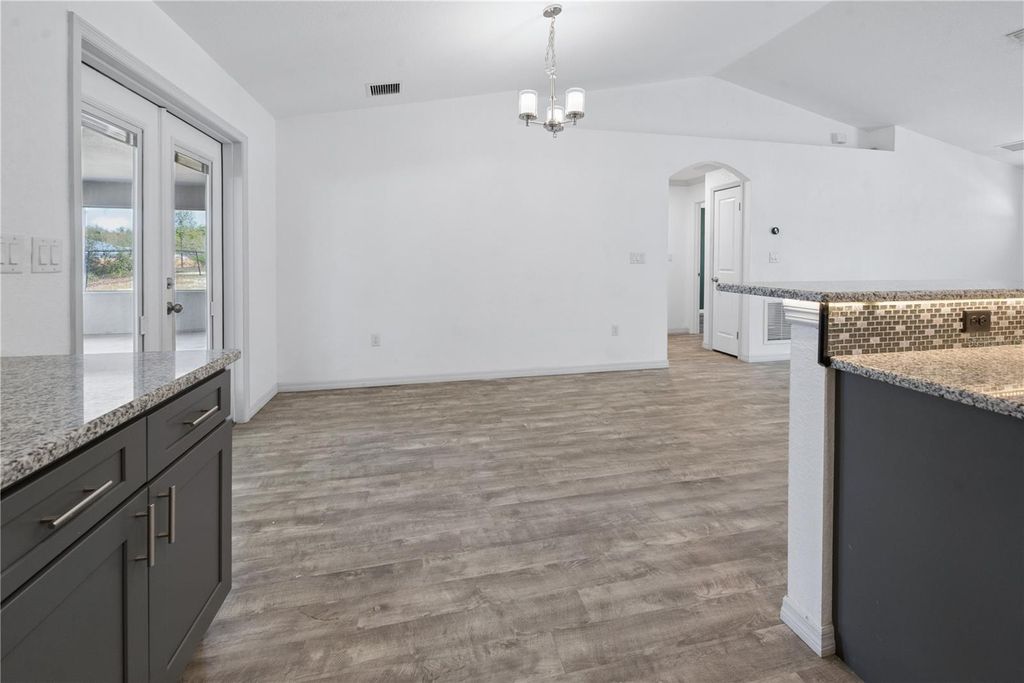 Image 25 of property listing at 3630 W STRICKLAND AVENUE, Bell, FL 32619