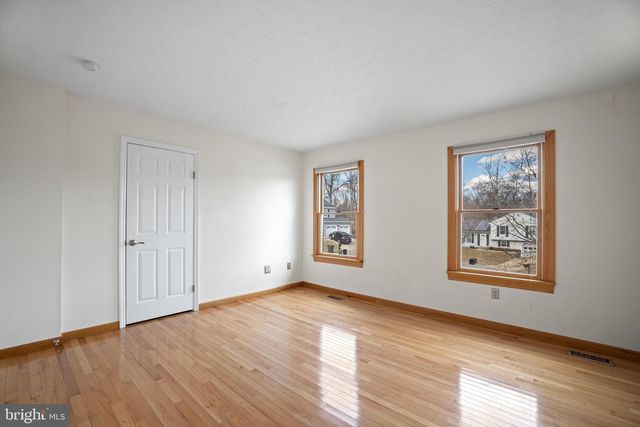 8669 CONCORD DR, Jessup, MD 20794