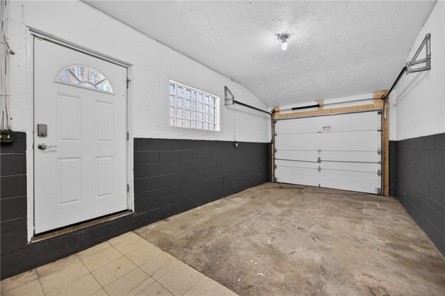 2523 Union Valley Rd, Wampum, PA 16157