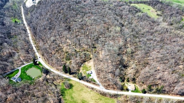 2523 Union Valley Rd, Wampum, PA 16157