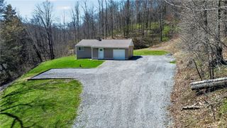 2523 Union Valley Rd, Wampum, PA 16157