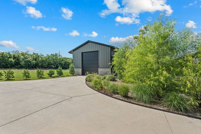 2036 High Meadow Court, Bartonville, TX 76226