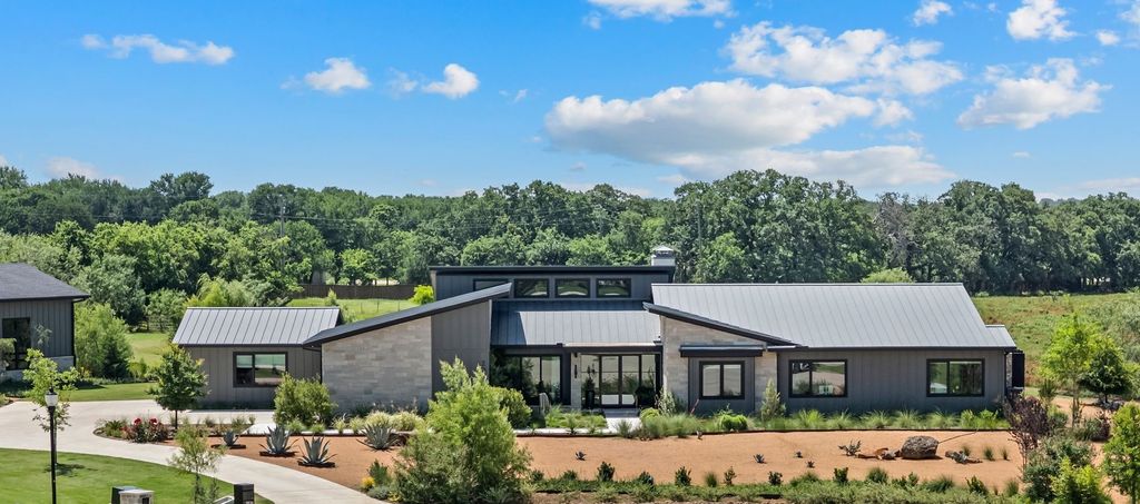2036 High Meadow Court, Bartonville, TX 76226
