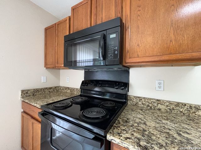 6667 Beech Trail, Converse, TX 78109