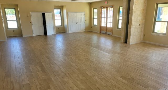 6667 Beech Trail, Converse, TX 78109