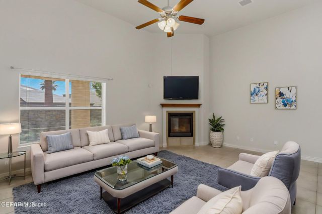 5544 GUSTAVO MADRID Lane, El Paso, TX 79934