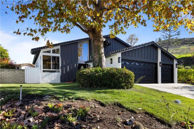 382 Thunderhead St, Thousand Oaks, CA 91360