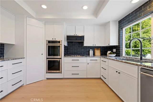 382 Thunderhead St, Thousand Oaks, CA 91360