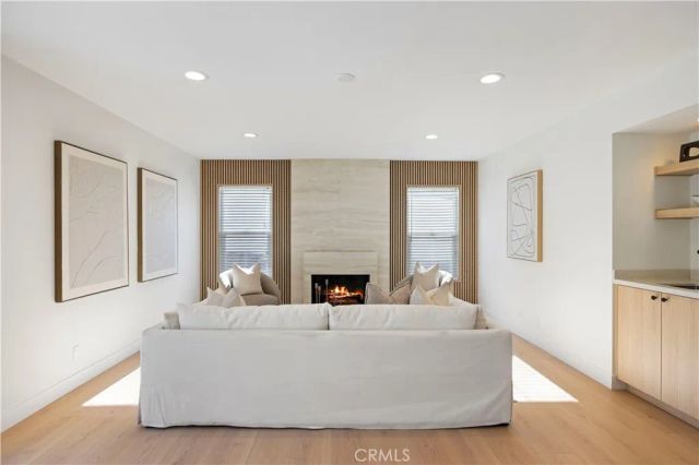 382 Thunderhead St, Thousand Oaks, CA 91360