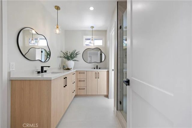 382 Thunderhead St, Thousand Oaks, CA 91360