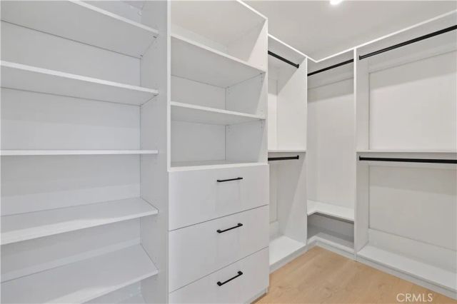 382 Thunderhead St, Thousand Oaks, CA 91360