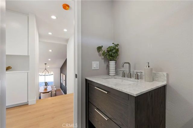 382 Thunderhead St, Thousand Oaks, CA 91360