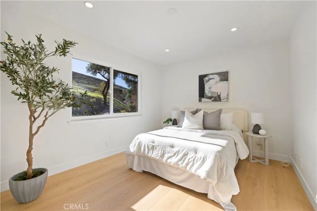 382 Thunderhead St, Thousand Oaks, CA 91360