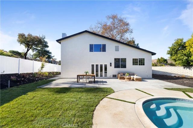 382 Thunderhead St, Thousand Oaks, CA 91360