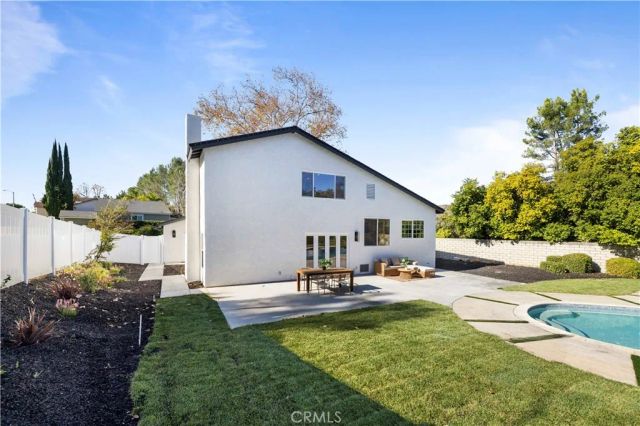 382 Thunderhead St, Thousand Oaks, CA 91360