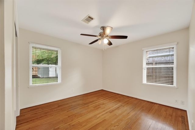 2010 Wakefield Drive, Houston, TX 77018