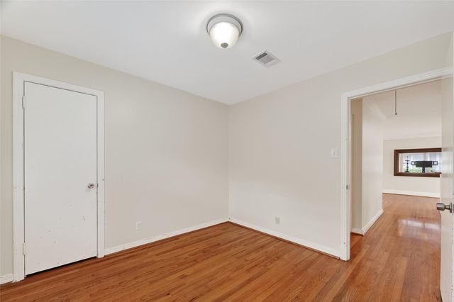 2010 Wakefield Drive, Houston, TX 77018