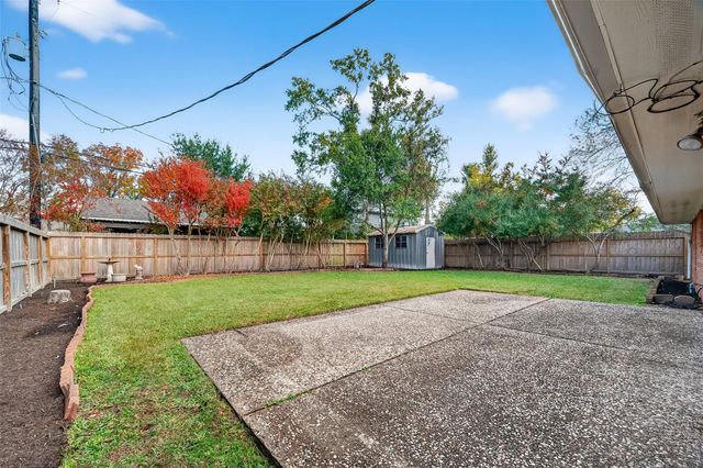 2010 Wakefield Drive, Houston, TX 77018