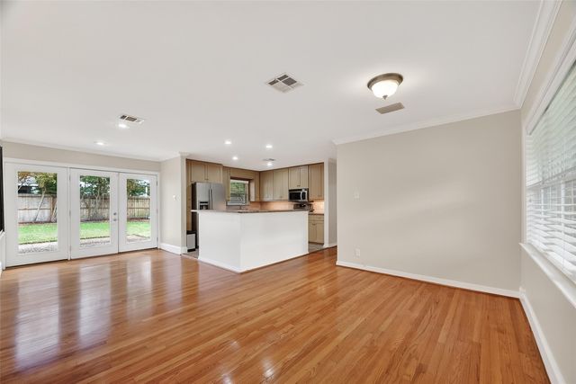 2010 Wakefield Drive, Houston, TX 77018