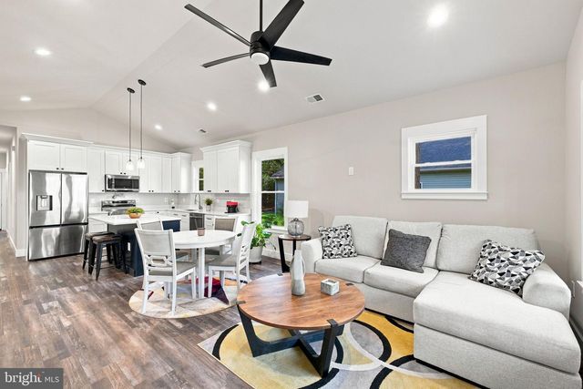 312 9TH ST, Colonial Beach, VA 22443