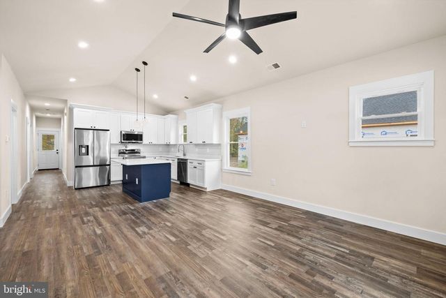 312 9TH ST, Colonial Beach, VA 22443