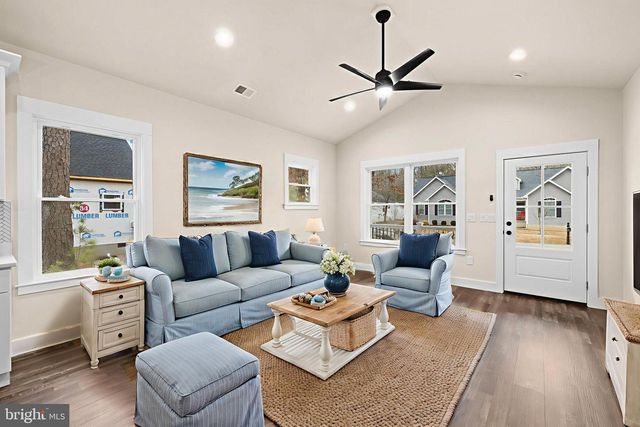 312 9TH ST, Colonial Beach, VA 22443