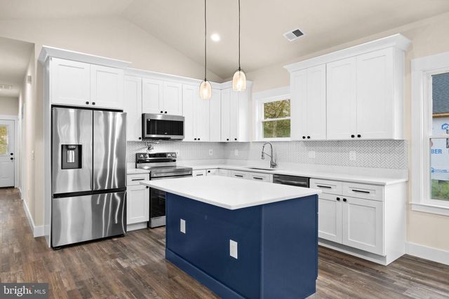 312 9TH ST, Colonial Beach, VA 22443