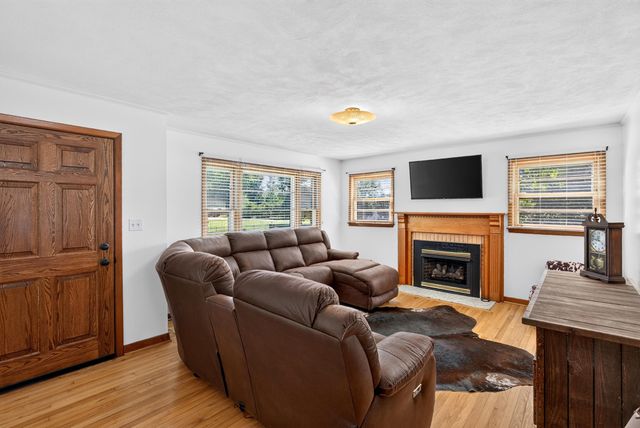 310 S Charleston Street, Blacksburg, SC 29702