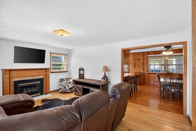 310 S Charleston Street, Blacksburg, SC 29702