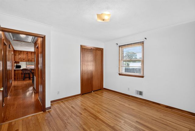 310 S Charleston Street, Blacksburg, SC 29702