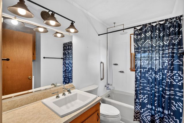 310 S Charleston Street, Blacksburg, SC 29702