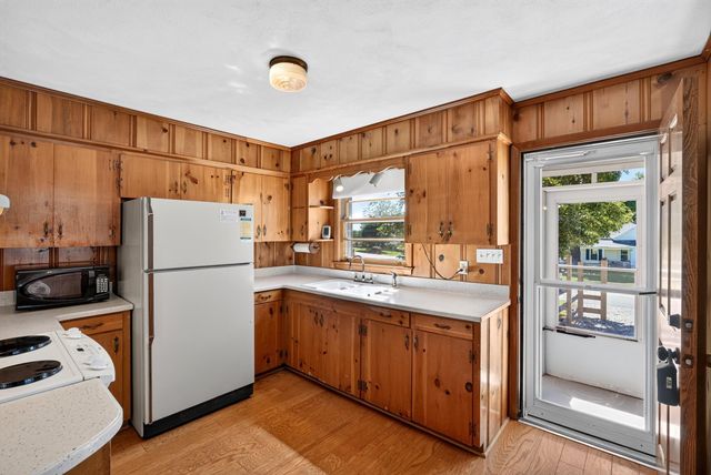 310 S Charleston Street, Blacksburg, SC 29702
