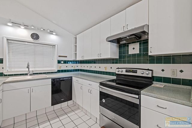 813 North Shore, Port Isabel, TX 78578